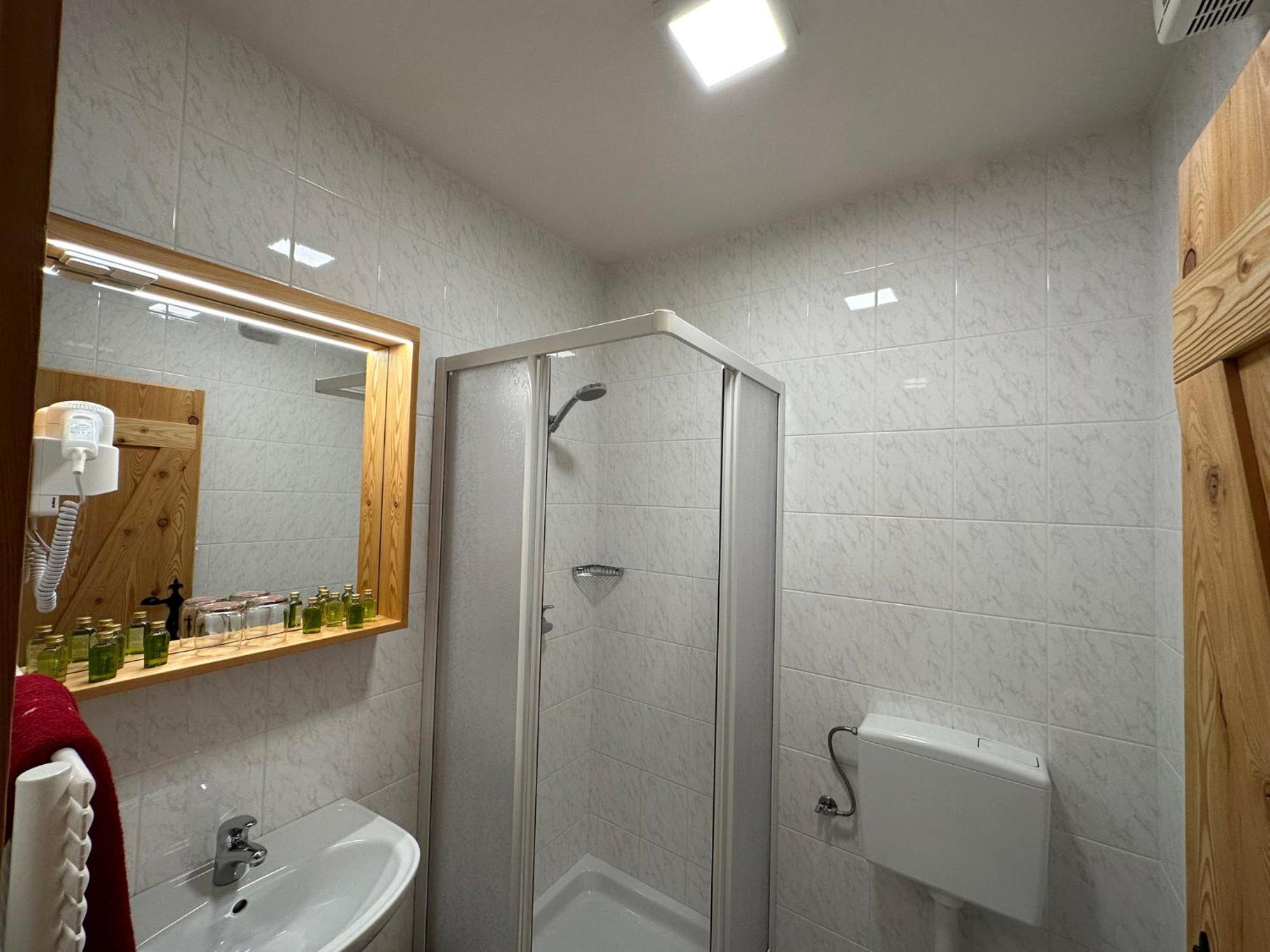 Hotel Surc Kranjska Gora Dış mekan fotoğraf