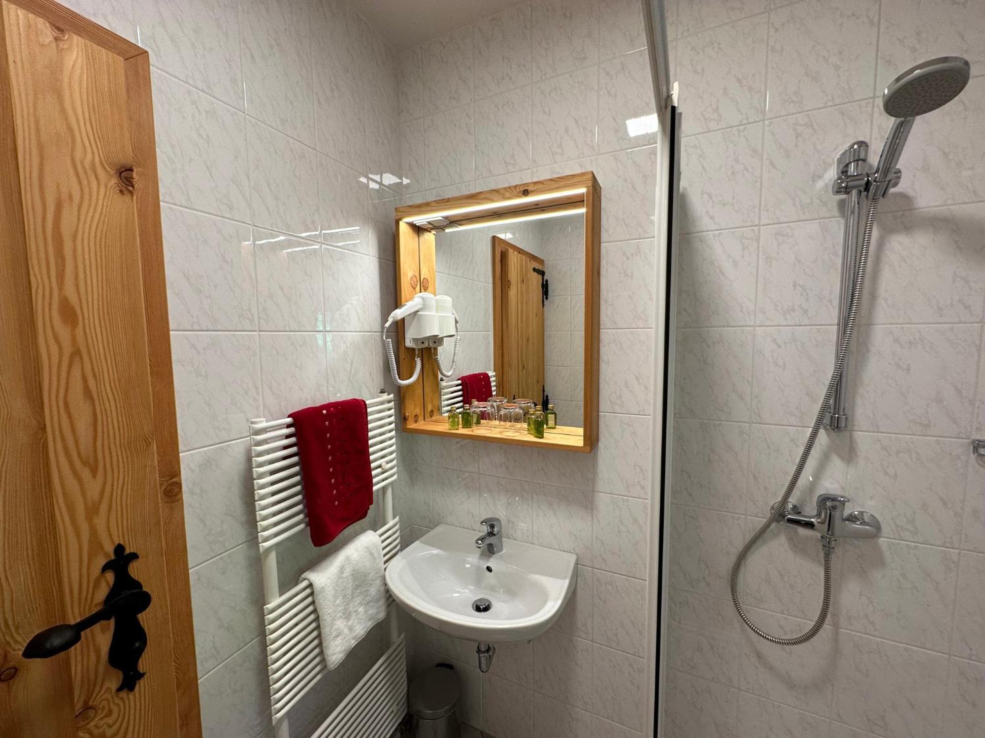 Hotel Surc Kranjska Gora Dış mekan fotoğraf