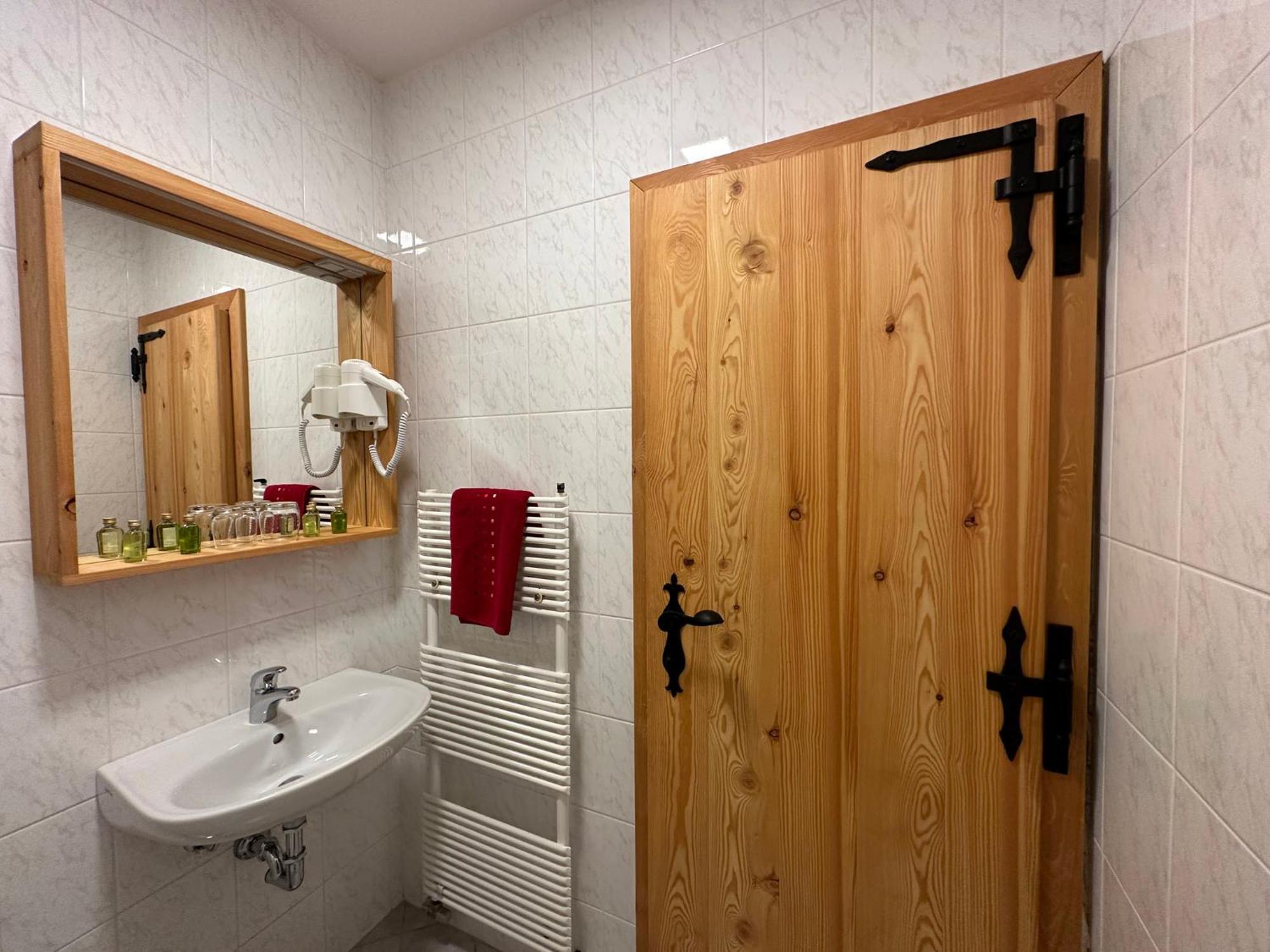 Hotel Surc Kranjska Gora Dış mekan fotoğraf